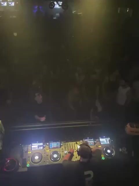 Live from Arq Nightclub