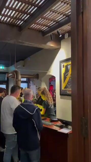 Live from London Tavern