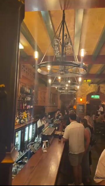 Live from Waxy O'Connor's London