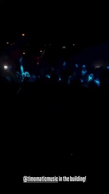 Live from La Di Da