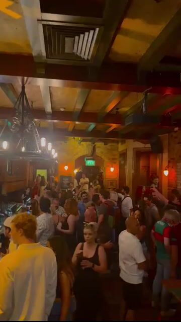 Live from Waxy O'Connor's London