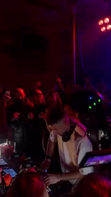 Live from 93 Feet East