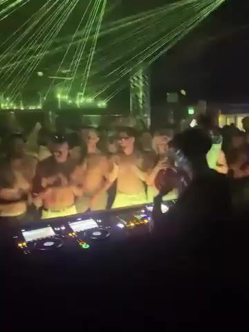 Live from Arq Nightclub