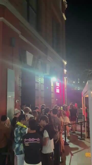 Live from Side Bar