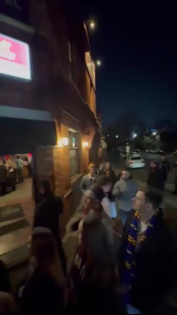 Live from London Tavern