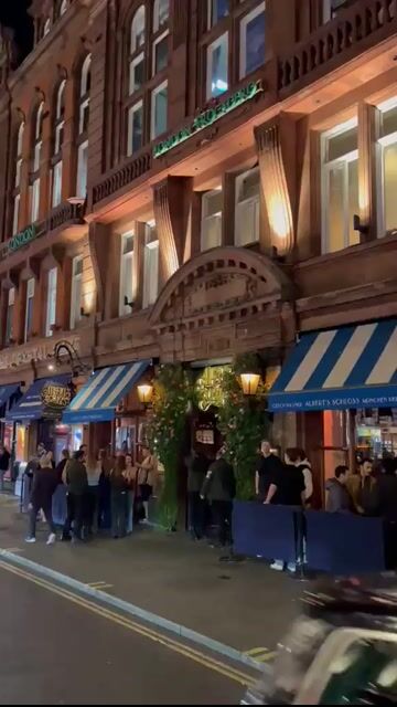 Live from Albert's Schloss - Soho, London