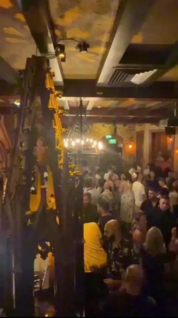 Live from Waxy O'Connor's London