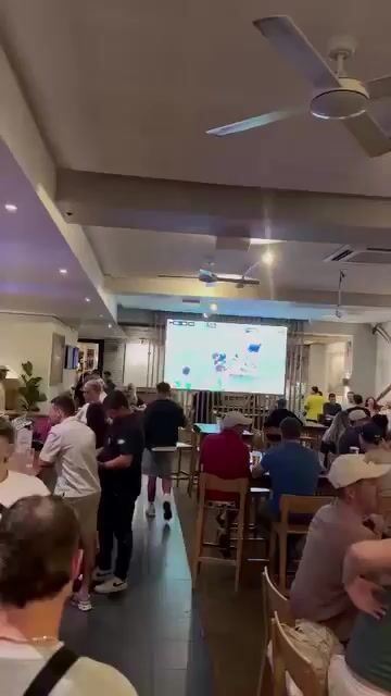 Live from Beach Road Hotel