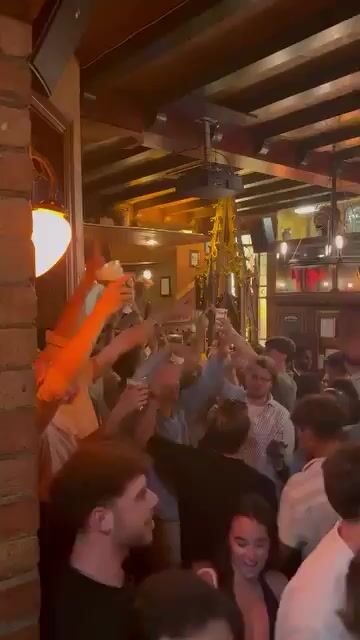 Live from Waxy O'Connor's London