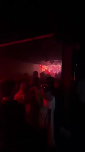 Live from La Di Da