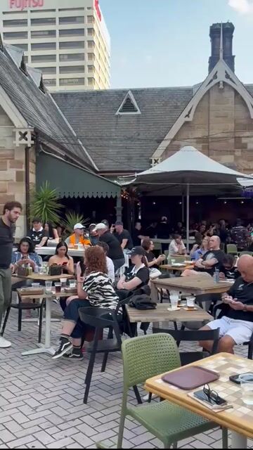 Live from Greenwood Hotel
