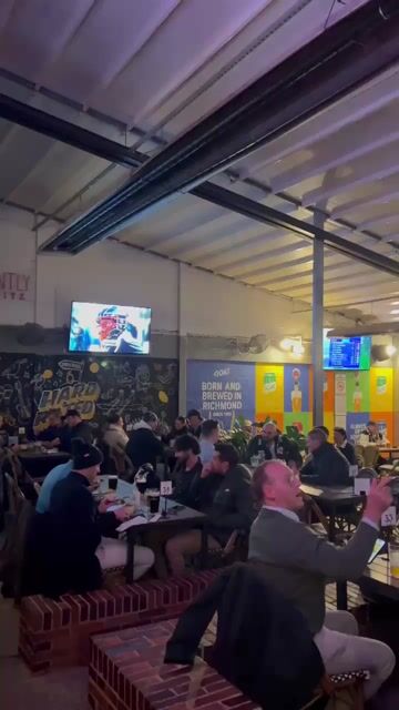 Live from London Tavern