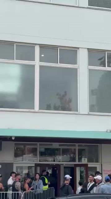 Live from Beach Road Hotel