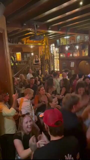Live from Waxy O'Connor's London