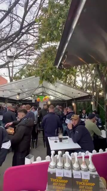 Live from London Tavern