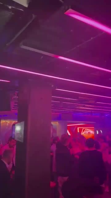 Live from Side Bar
