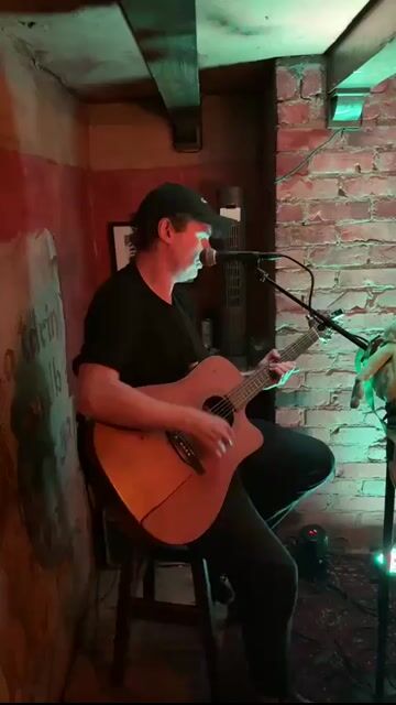 Live from Waxy O'Connor's London