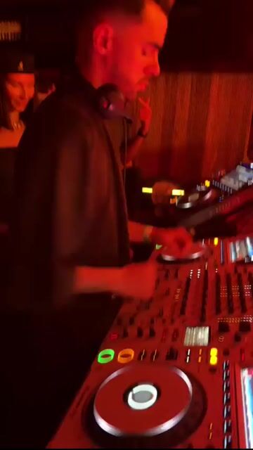 Live from Sussudio
